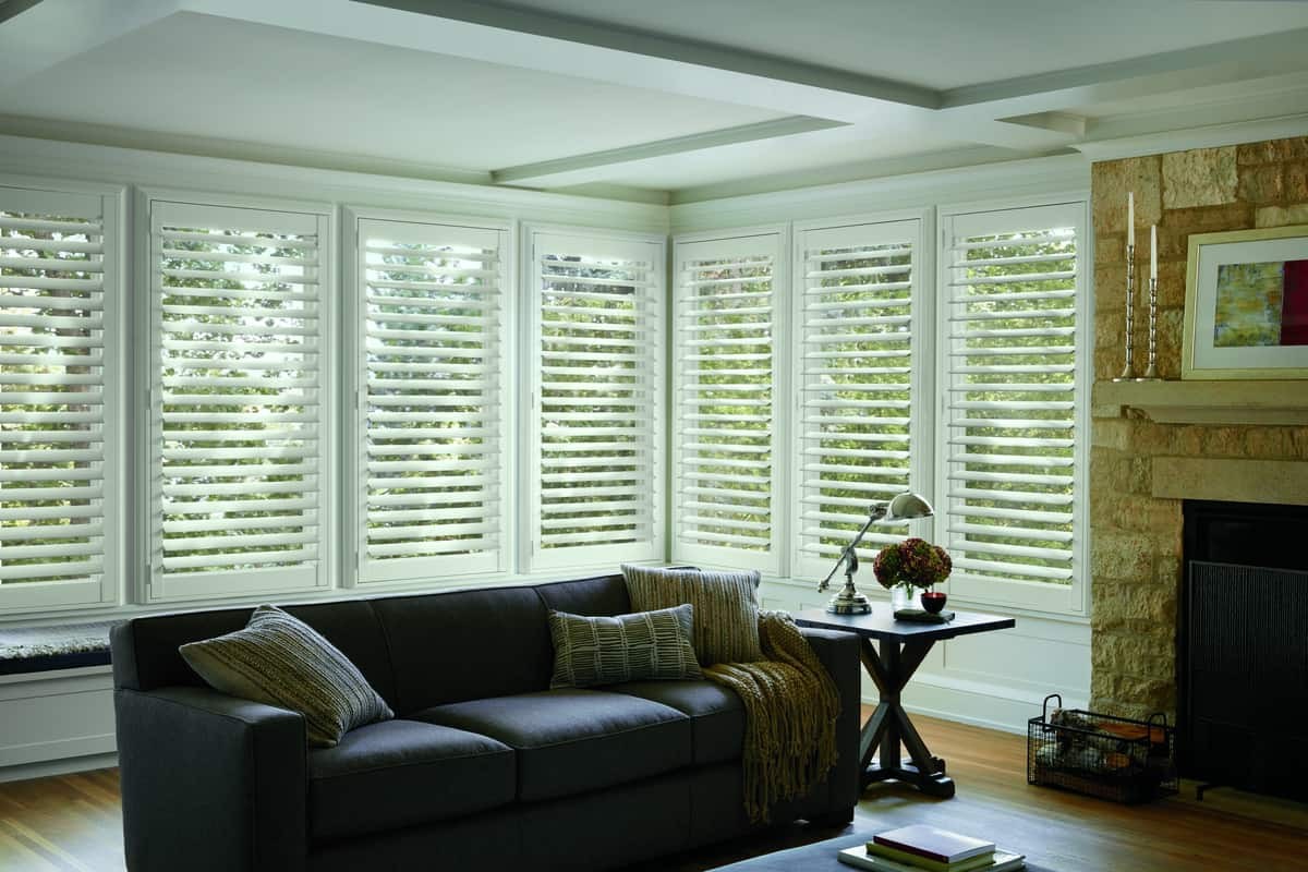 NewStyle® Hybrid Shutters Quincy, Illinois (IL) innovative technologies available on Hunter Douglas interior shutters.