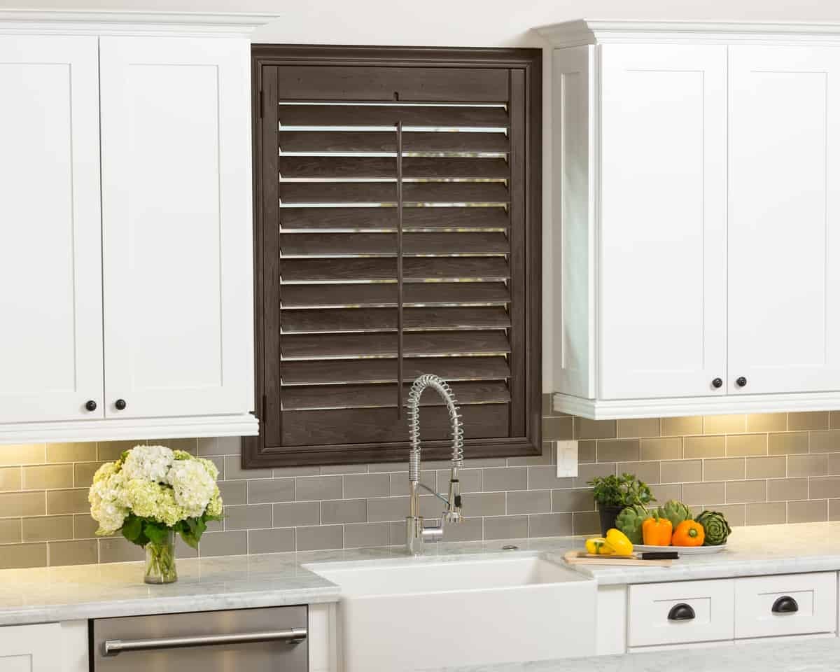 Heritance® Hardwood Shutters Quincy, Illinois (IL) the best modern kitchen shades from Hunter Douglas