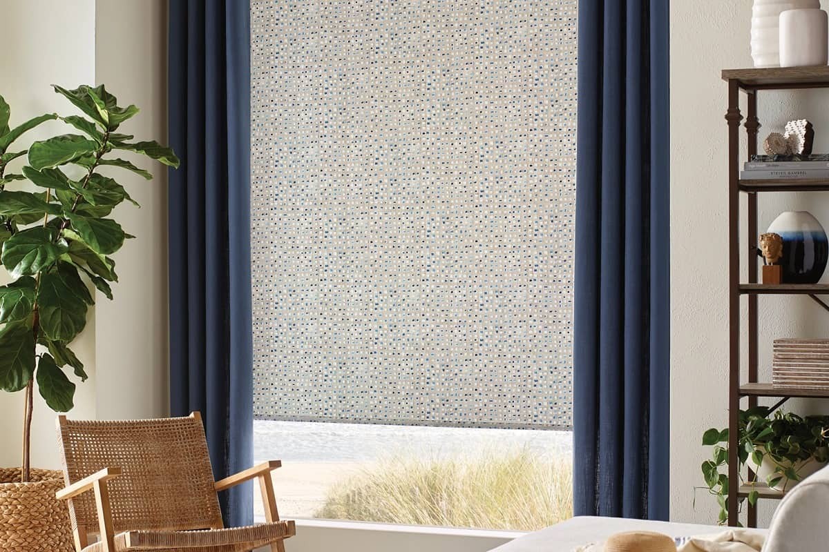 Hunter Douglas Design Studio™ Roller Shades offer the newest designer trends near Quincy, Illinois (IL)